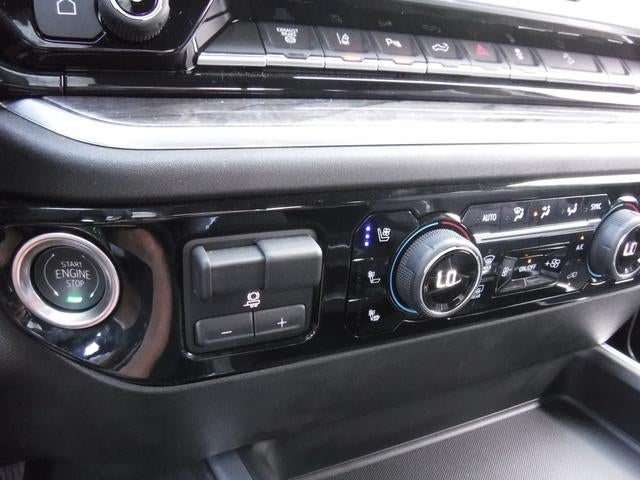 2025 Chevrolet Silverado 3500 HD LTZ