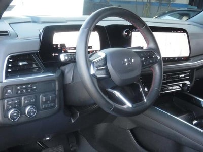 2025 Chevrolet Suburban RST