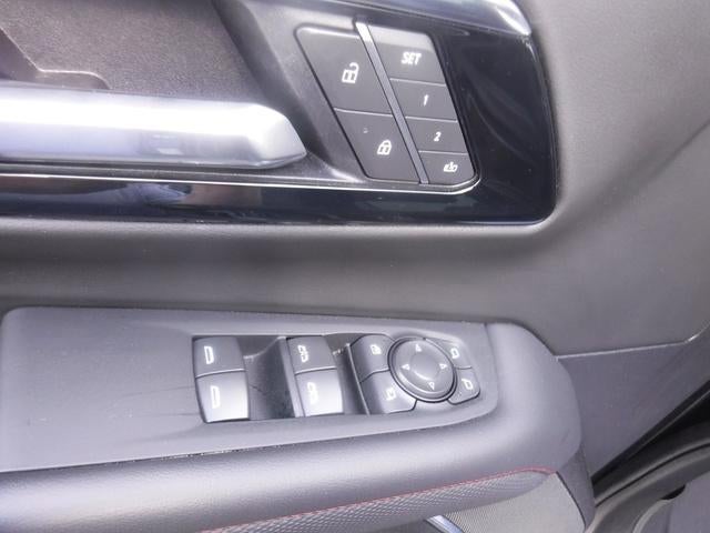 2025 Chevrolet Suburban RST