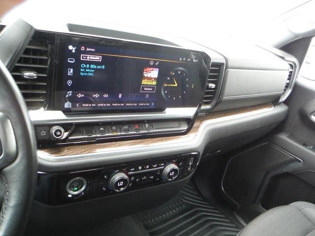 2022 Chevrolet Silverado 1500 LT (2FL)