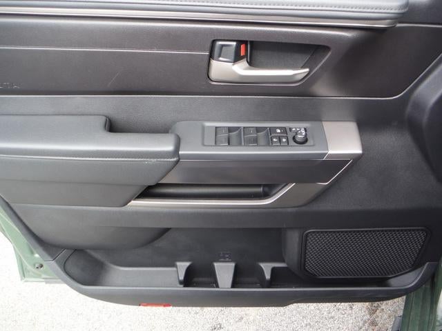 2022 Toyota Tundra 4WD SR5