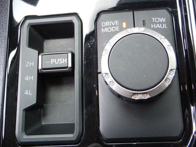 2022 Toyota Tundra 4WD SR5