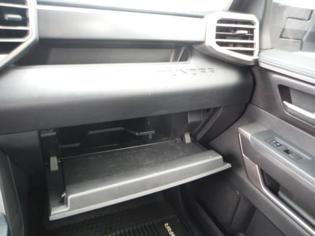 2022 Toyota Tundra 4WD SR5