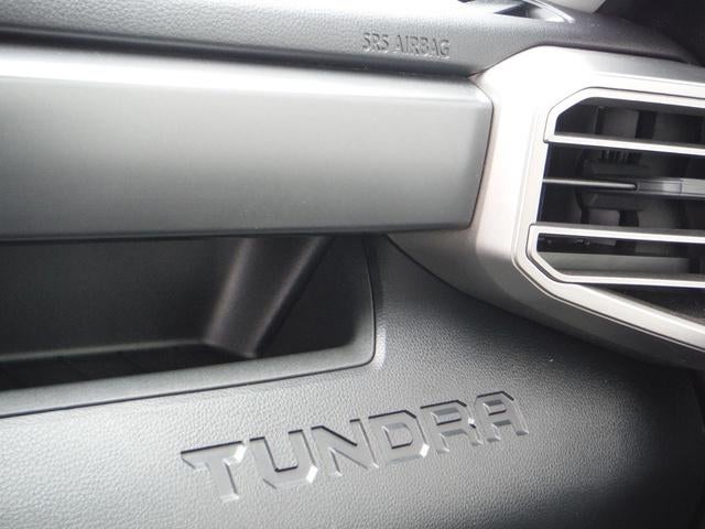 2022 Toyota Tundra 4WD SR5