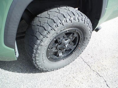 2022 Toyota Tundra 4WD SR5