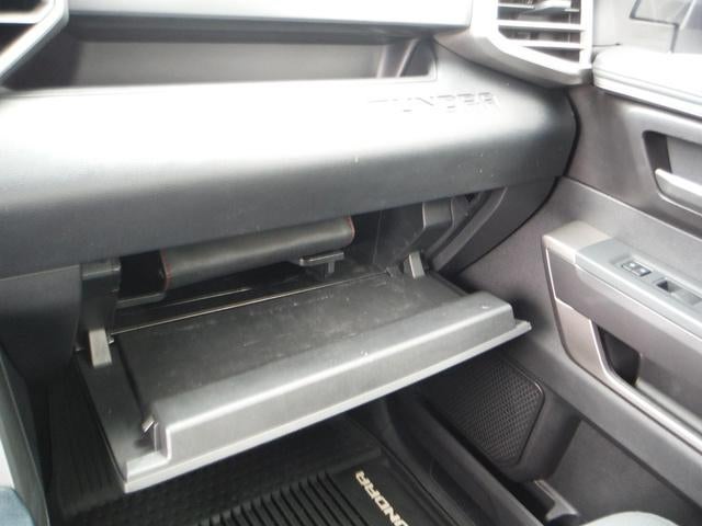 2022 Toyota Tundra 4WD SR5