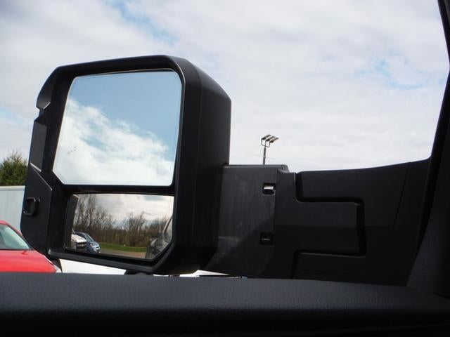 2022 Toyota Tundra 4WD SR5