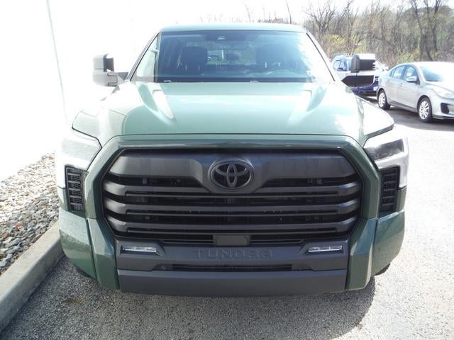 2022 Toyota Tundra 4WD SR5