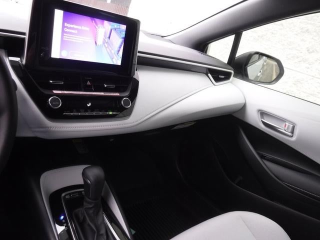 2025 Toyota Corolla Hatchback SE